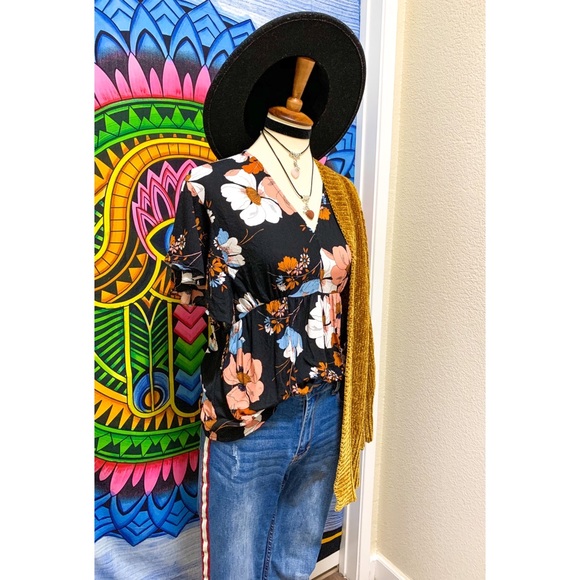 π Stylish flower peplum top - Picture 11 of 11